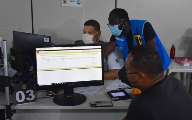 Parceria entre ACNUR e PF reduz espera por documentação de refugiados em Roraima
