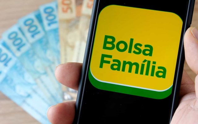Caixa paga Auxílio Brasil a cadastrados com NIS final 5