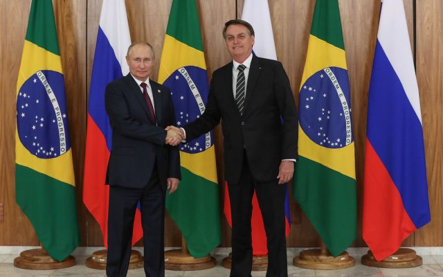 Bolsonaro embarca hoje para a Rússia