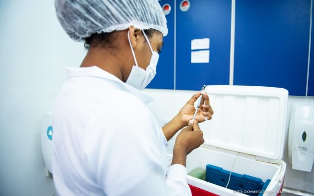 Prefeitura amplia dose de reforço contra a covid-19 para imunossuprimidos a partir de 12 anos