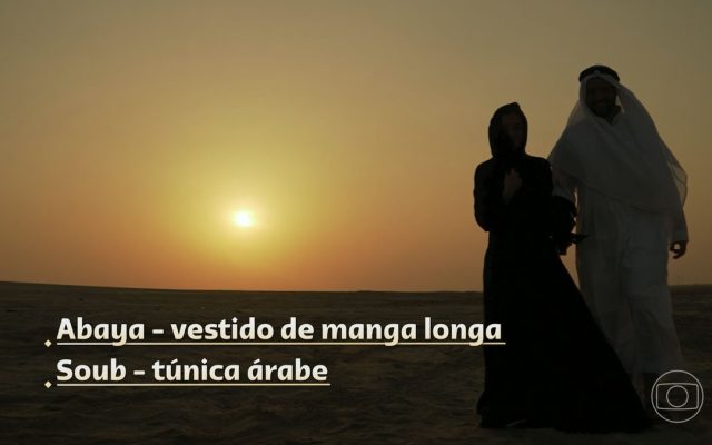 França irá proibir uso da abaya em escolas