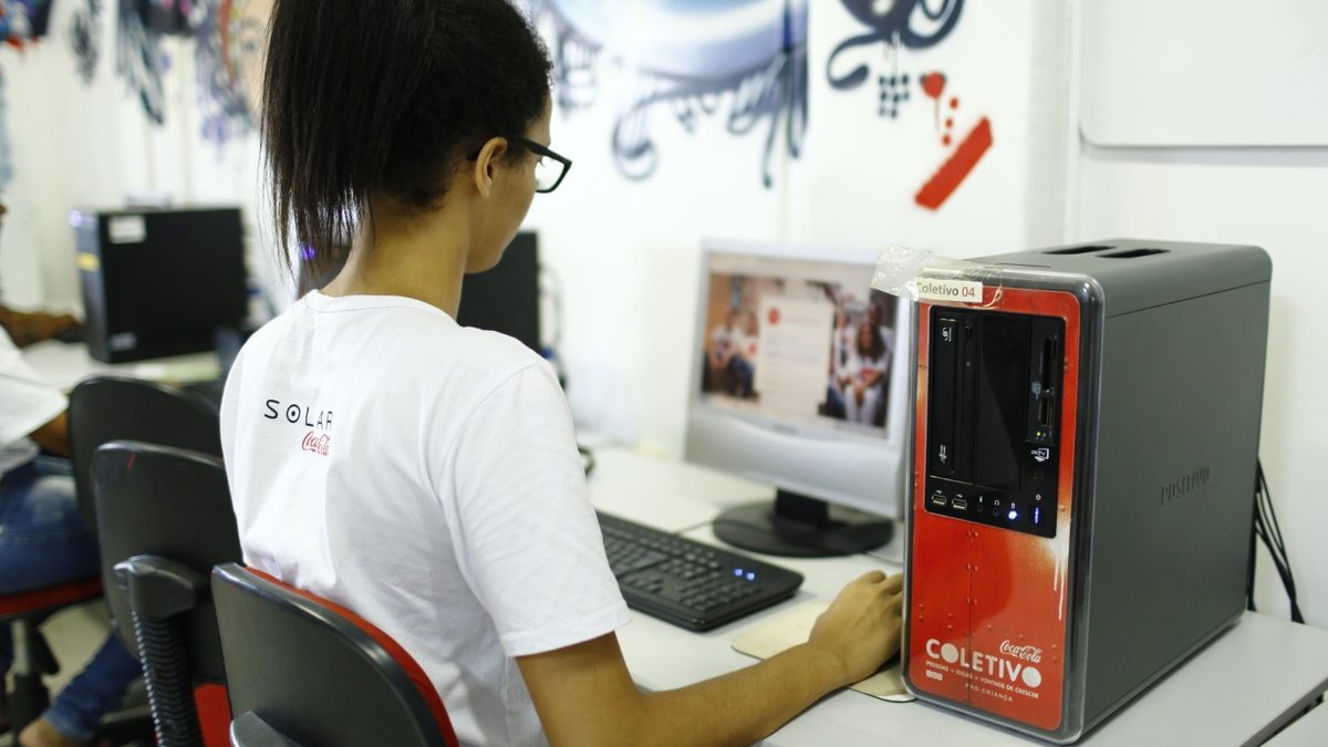 Prepare-se para o Futuro Profissional: Curso Grátis para Jovens com o Instituto Coca-Cola!