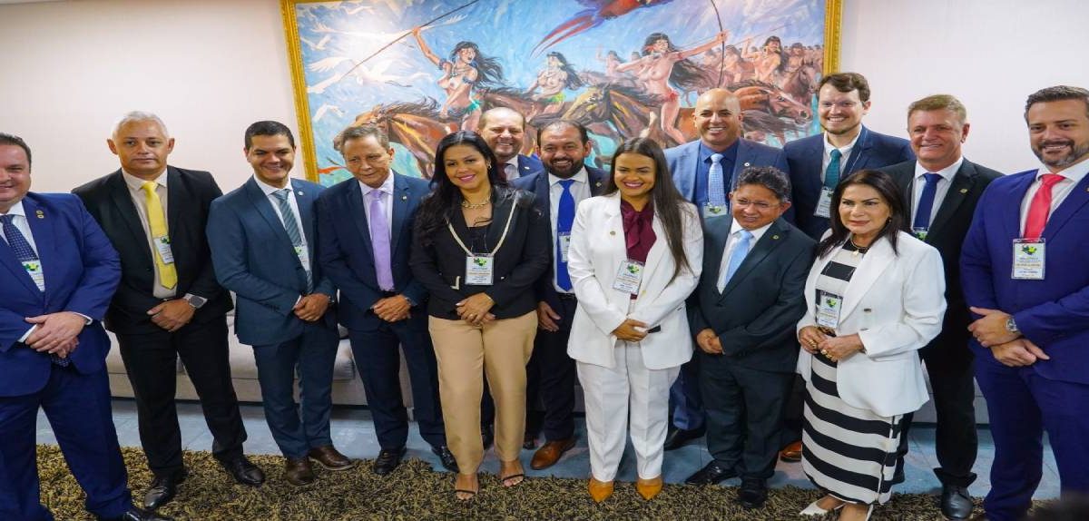 NO AMAZONASDeputados discutem temas preocupantes para a Região Norte em reunião do Parlamento Amazônico