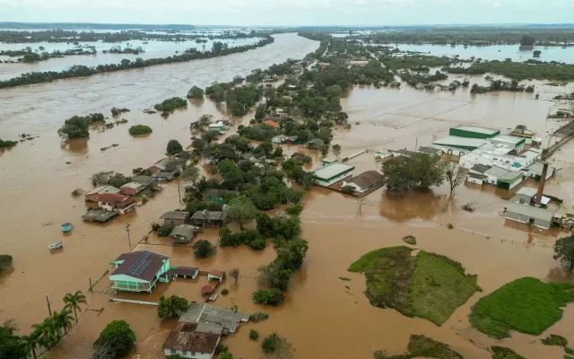 Nível do Guaíba cai 16cm em 11 horas, mas segue acima de 4 metros