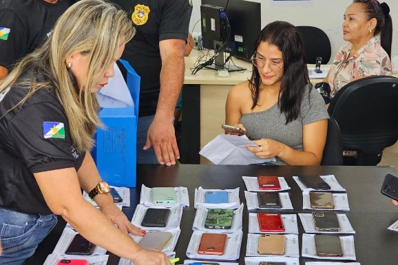 Polícia Civil restitui 40 celulares roubados às vítimas em Boa Vista