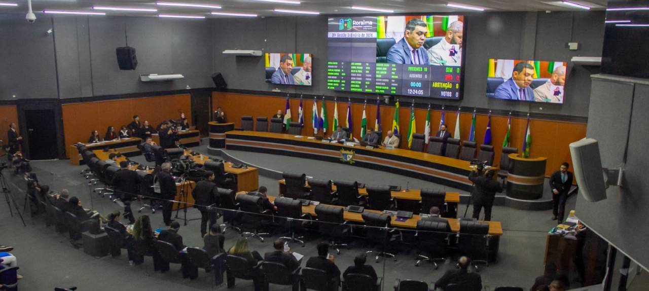 Presidente da Assembleia Legislativa acata pedido de impeachment contra governador do Estado