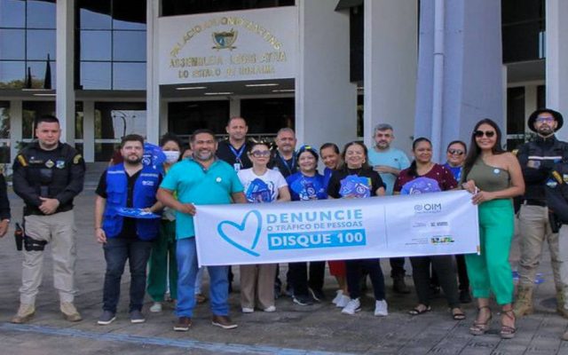 Programa de Direitos Humanos da ALE-RR participa de blitz informativa sobre tráfico humano