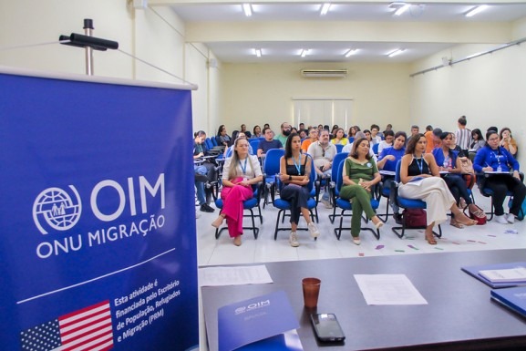 Programa de Defesa dos Direitos Humanos e Cidadania da Assembleia Legislativa participa de seminário sobre tráfico de pessoas e a proteção à criança