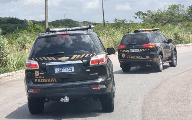 PF prende um homem por crimes relacionados a promoção de migração ilegal