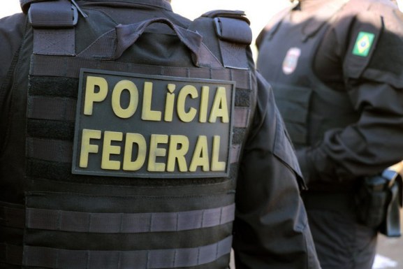 Polícia Federal prende três pessoas por operar câmbio ilegal em Roraima
