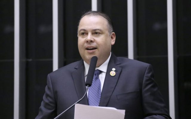 Projeto determina a instalação de câmeras de segurança em carros de aplicativo