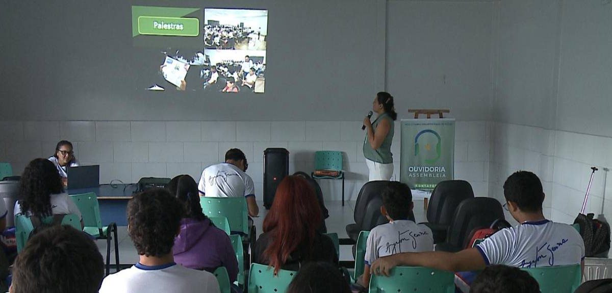 PROTAGONISMO JUVENIL: Ouvidoria da Assembleia auxilia estudantes da Escola Ayrton Senna na criação de espaço de escuta
