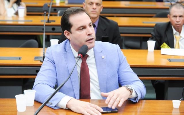Comissão aprova suspensão de restrições à Polícia Rodoviária em operações conjuntas de segurança