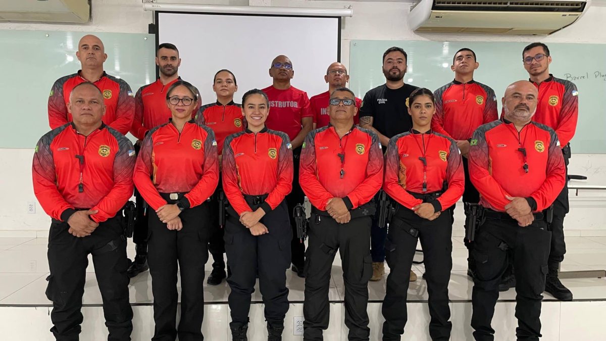 Polícia Civil de Roraima treina servidores em técnicas modernas de armamento e tiro