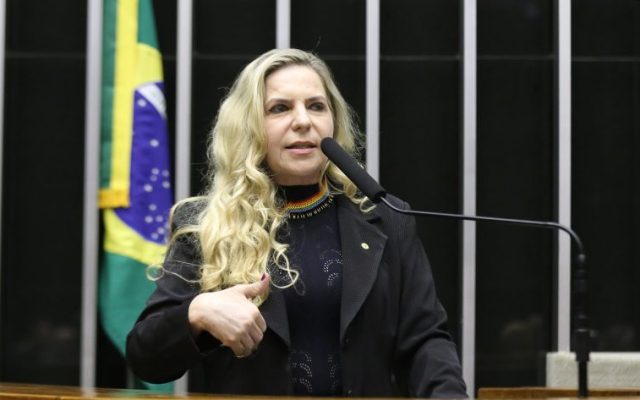 Entra em vigor lei que prevê aumento de produtos da agricultura familiar na merenda escolar