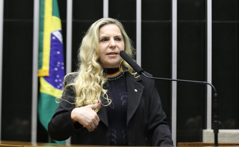 Entra em vigor lei que prevê aumento de produtos da agricultura familiar na merenda escolar