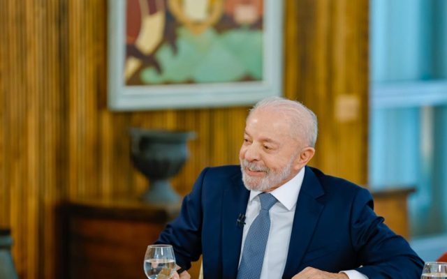 Lula diz que já bebeu whisky se recebeu de Vorcaro e nega conhecimento das mensagens