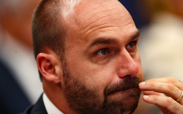STF condena Eduardo Bolsonaro por difamação contra Tabata Amaral em votação de 7 a 3