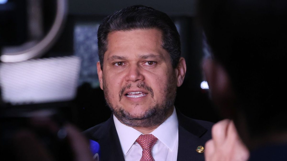 Alcolumbre pauta votação da PEC da Segurança Pública para terça