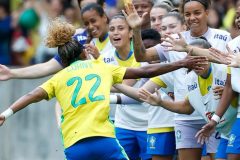 Brasil vence Argentina por 3 a 1 com golaços em amistoso no Beira-Rio