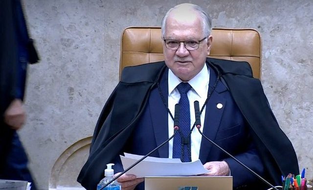 Fachin arquiva cinco investigações de fake news