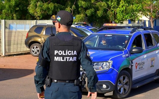 Homem é baleado no pescoço após trio invadir casa no Jóquei Clube