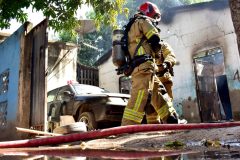 Incêndio destrói residência em Boa Vista