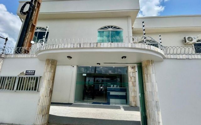 Sampaio envia projeto que restringe exoneração no IPER