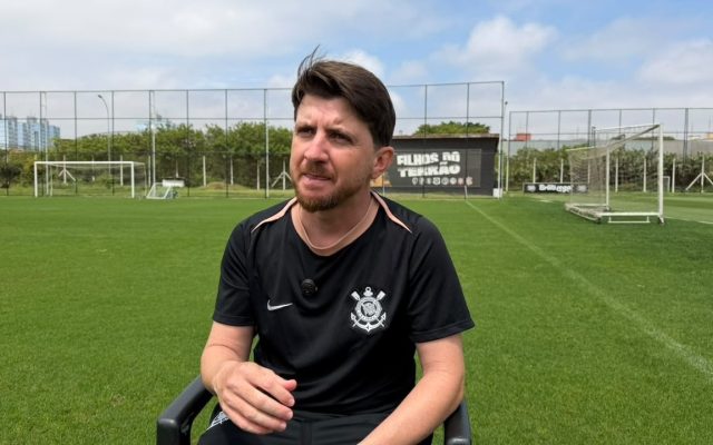 William Batista é definido como técnico interino do Corinthians para o clássico contra o Palmeiras